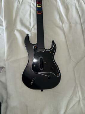 RedOctane Guitar Hero Kramer Striker Wireless Controller for PS2 (No Dongle)